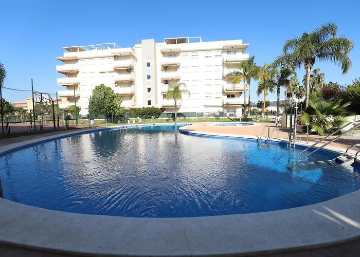 Atico Con Piscina En Excelente Urbanizacion By Hometels