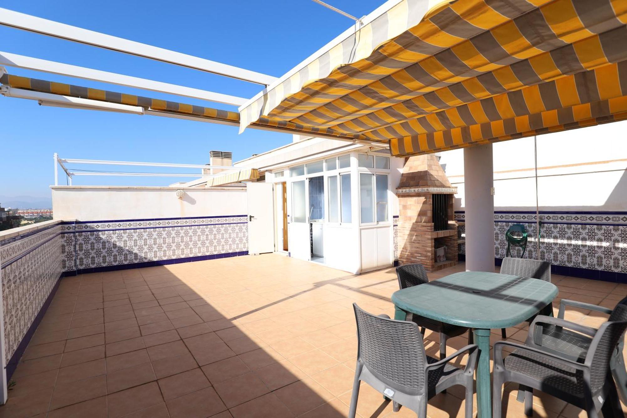 Atico Con Piscina En Excelente Urbanizacion By Hometels Apartment